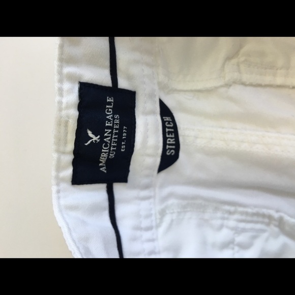 AMERICAN Eagle Outfitters White Jean Shorts Size 2 - Picture 5 of 5